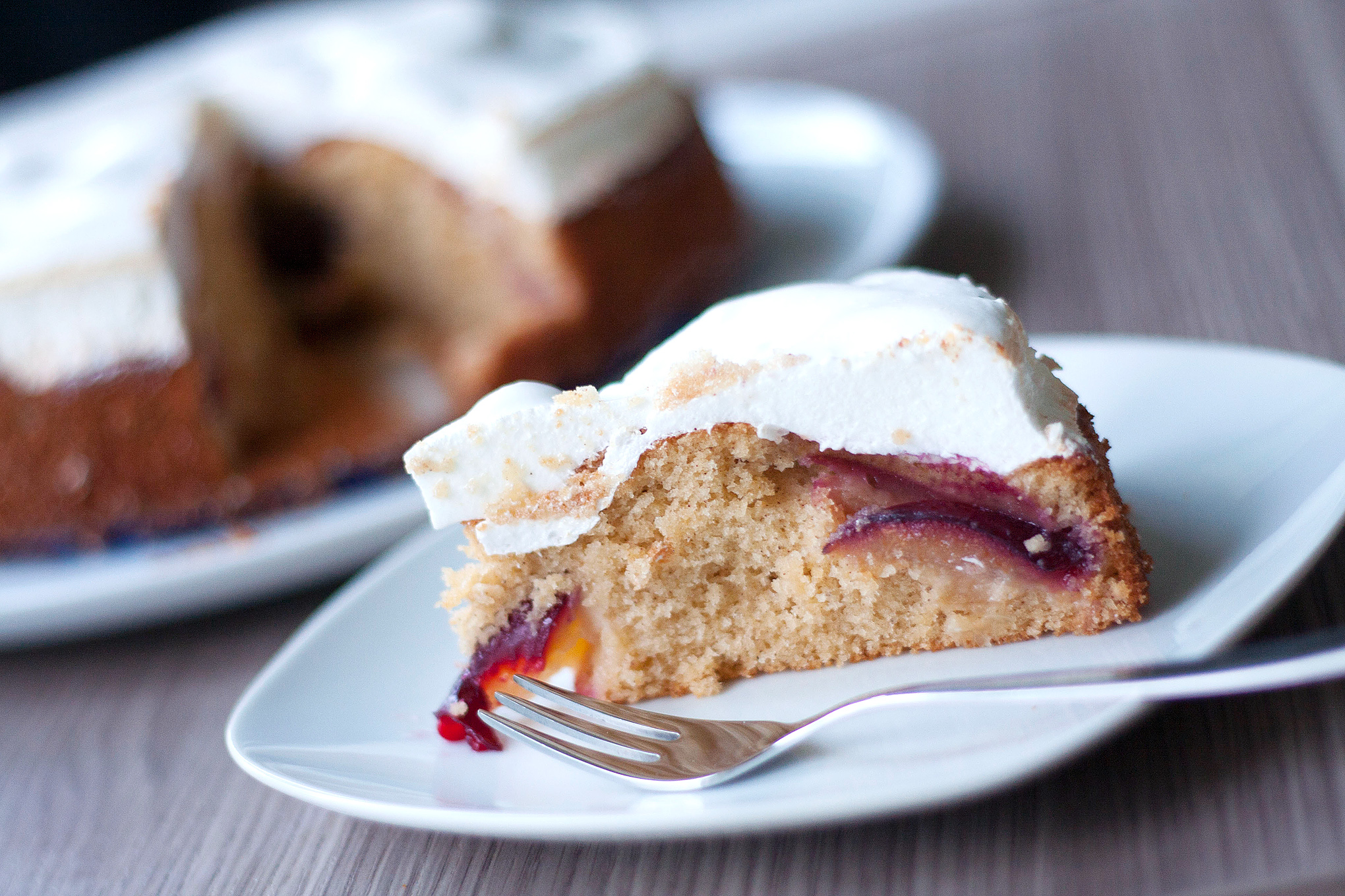 Pflaumenkuchen mit Baiserhaube - TashaLoves